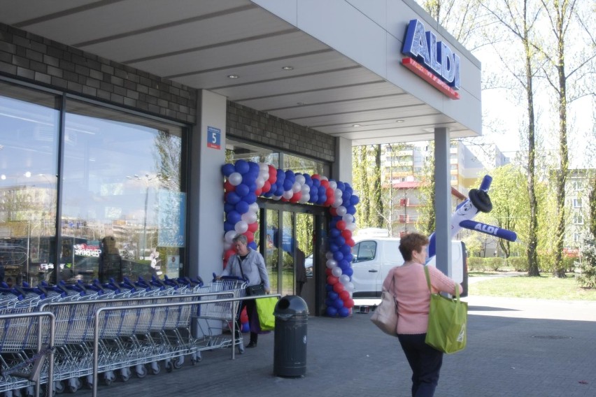 Średnia cena koszyka z zakupami: 282,75 zł...