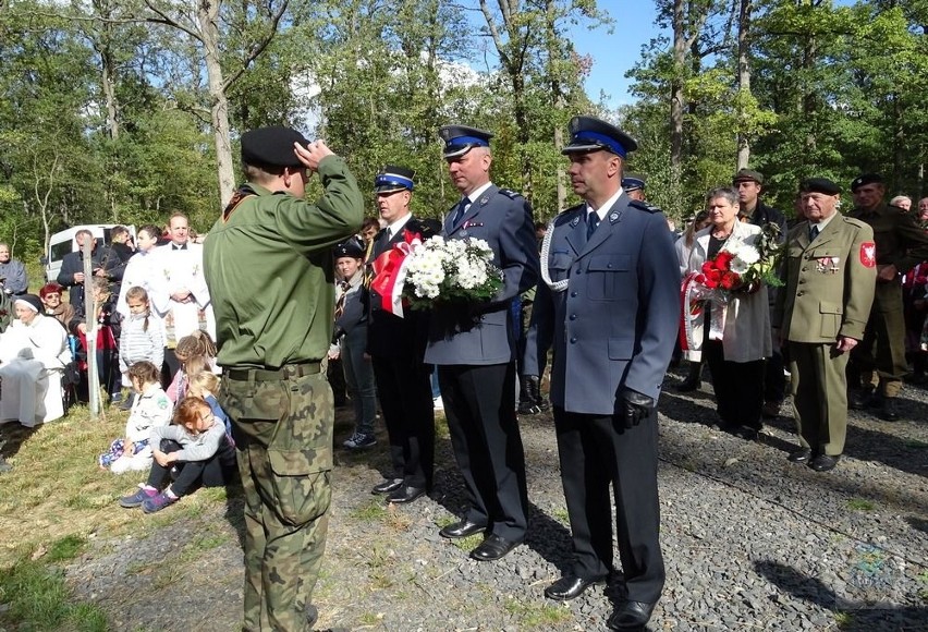 72 lata temu w Starym Grodkowie zamordowano żołnierzy "Bartka"