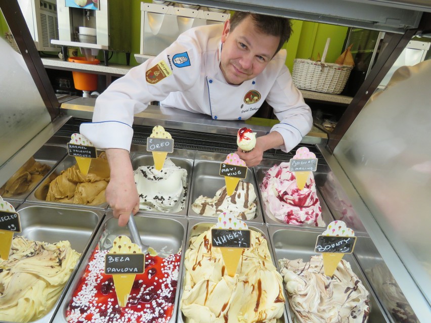Daniel Żurkowski produkuje lody z pasją. Wymyślił aż 240 smaków!