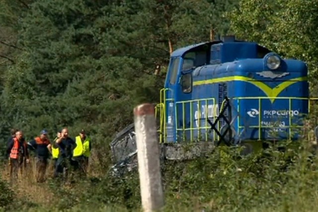 Wypadek na przejeździe kolejowym w pobliżu Grabarki. Cztery osoby nie żyją