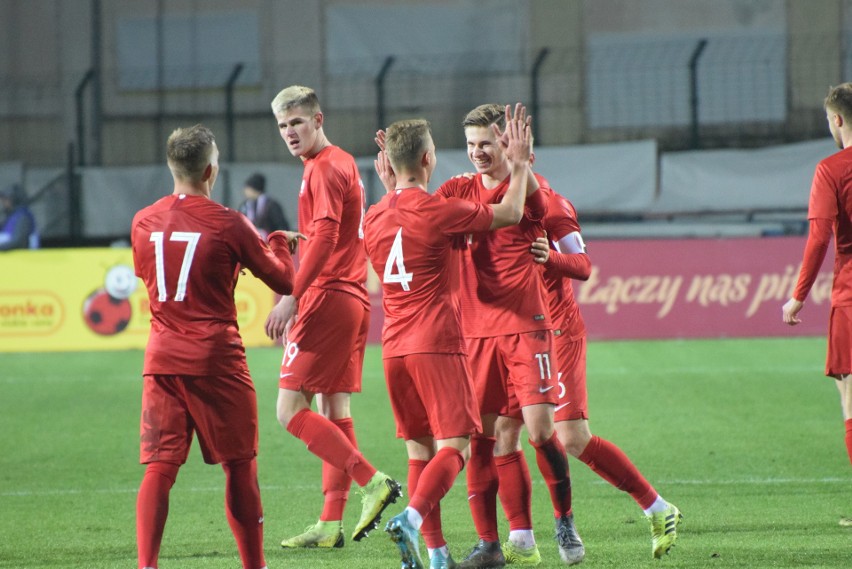 Reprezentacja Polski w piłce nożnej U20 podjęła na stadionie...