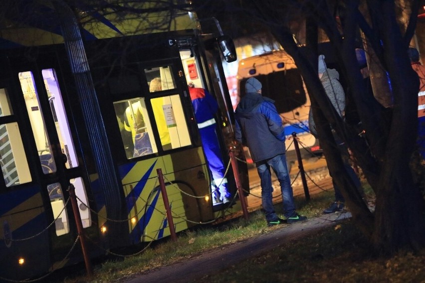 Wypadek w Toruniu. Do zdarzenia doszło dzisiaj po godz. 15....