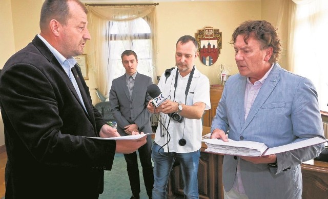 Radny Bogdan Dzakanowski 22 lipca złożył u szefa Rady Miasta projekt obywatelskiej uchwały dotyczący ulic gruntowych.