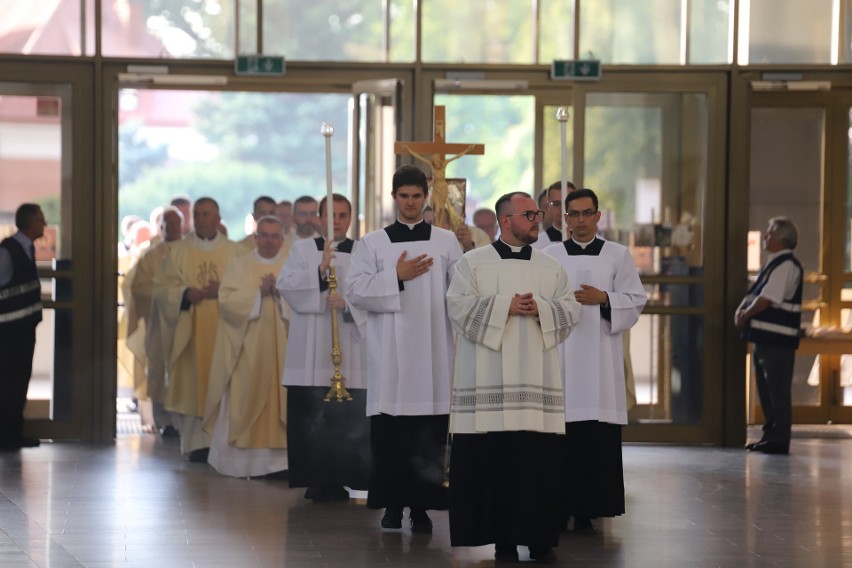 Kraków. Msza św. upamiętniająca konsekrację Bazyliki Bożego Miłosierdzia w Łagiewnikach przez Jana Pawła II