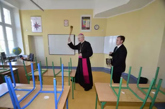 Szkoły katolickie w budynku po VIII LO w Poznaniu