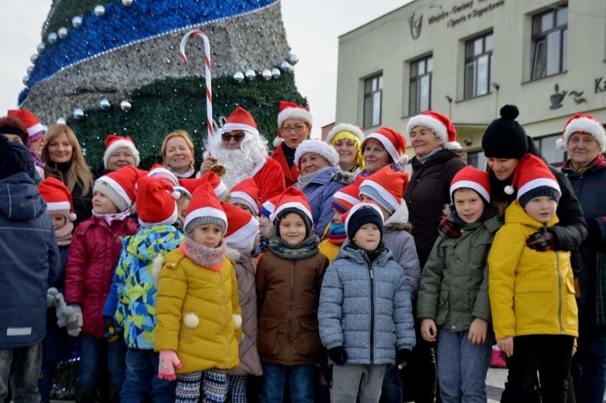 W Stąporkowie już święta. Pani burmistrz w roli... Mikołaja (ZDJĘCIA)