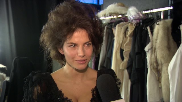 Weronika Rosati gra jedną z głównych ról w serialu "Belle Epoque"