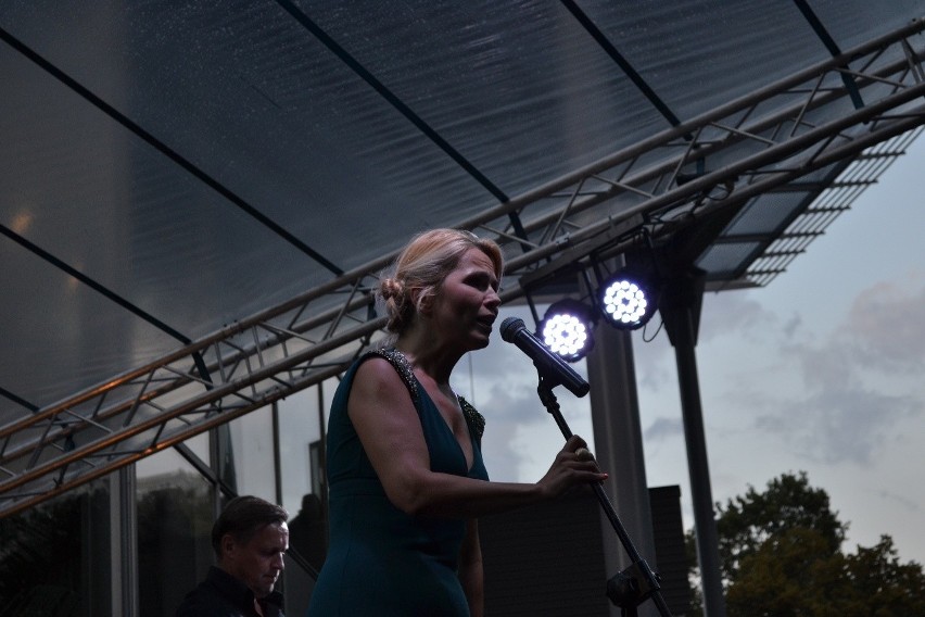 Parkowe Lato 2014 w Gliwicach: Anna Jurksztowicz zaśpiewała największe przeboje [ZDJĘCIA]