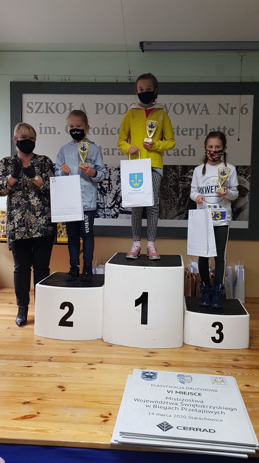 Dwa medale lekkoatletów Słoneczka Busko-Zdrój na mistrzostwach województwa w przełajach w Starachowicach [ZDJĘCIA]