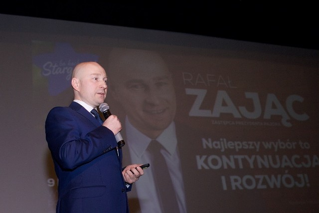 Rafał Zając ma 42 lata, od 2006 roku jest zastępcą prezydenta Stargardu.