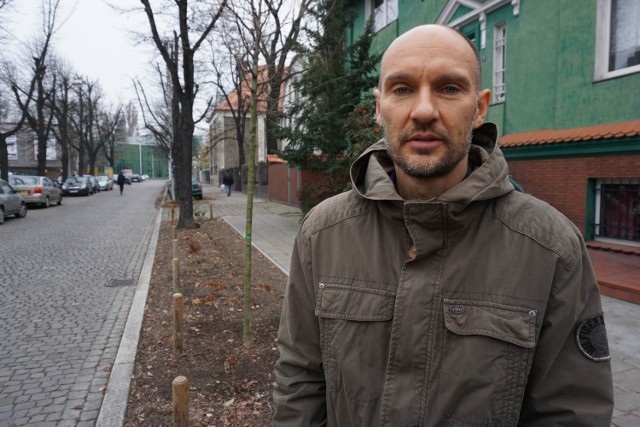 Paweł Pieluszyński mieszka na Wildzie i od dłuższego czasu walczy o unormowanie ruchu na ulicy Stefana Czarnieckiego