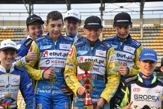 Drużynowy Puchar Ekstraligi 250cc to cykl turniejów dla zawodników w wieku 13-16 lat, którzy ścigają się na motocyklach o pojemności 250 cm3.