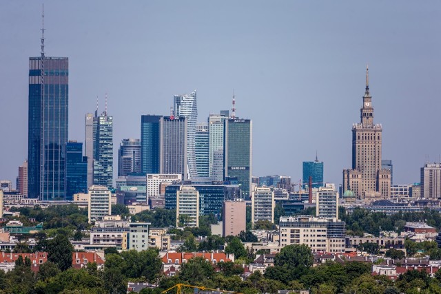 Koszt wynajęcia pokoju hotelowego w Warszawie w 2022 roku był niższy niż w innych ważnych miastach Europy Środkowo-Wschodniej.