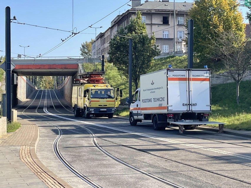 Kraków. Dwa tramwajowe wykolejenia na rondzie Mogilskim. Są zakłócenia w realizacji rozkładów jazdy 