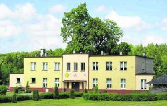Szkoła Podstawowa w Wałdowie kosztuje najwięcej w przeliczeniu na jednego ucznia. Większość rodziców wybiera inne placówki.