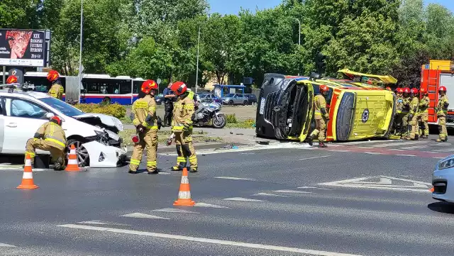 Do wypadku doszło w piątek, 17 maja, przed południem na rondzie Fordońskim w Bydgoszczy.