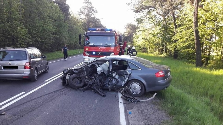 - Dziś, około godziny 6:30, na drodze krajowej nr 65 doszło...