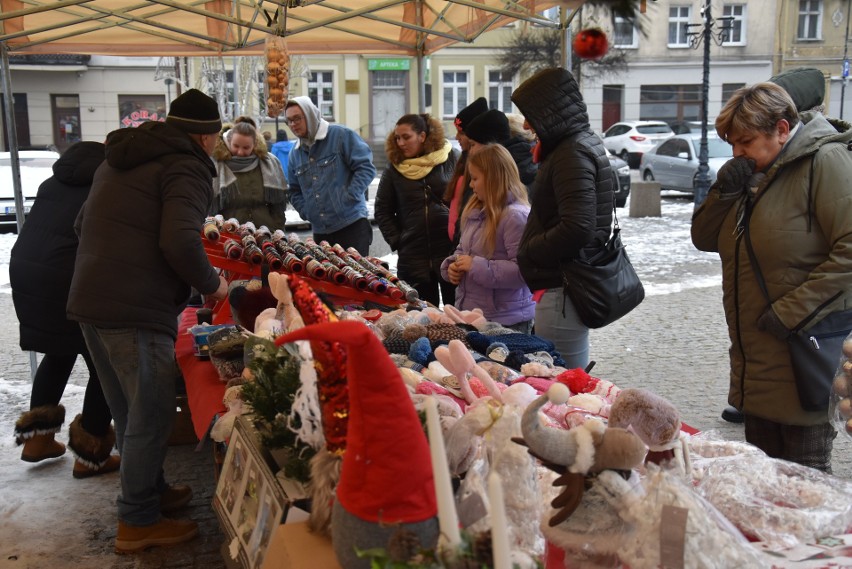Jarmark Świąteczny na Rynku w Golubiu-Dobrzyniu