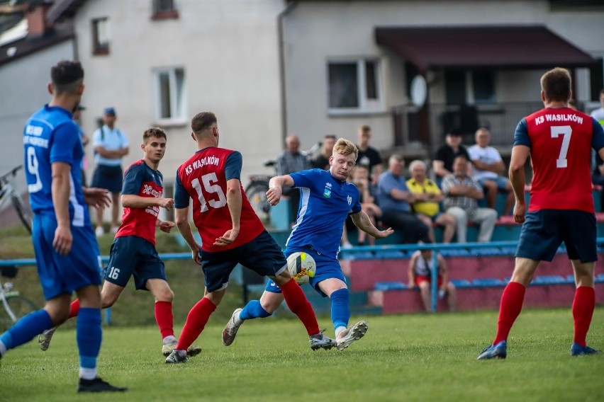 Migawki z meczu KS Wasilków - Ruch Wysokie Mazowieckie (1:1)