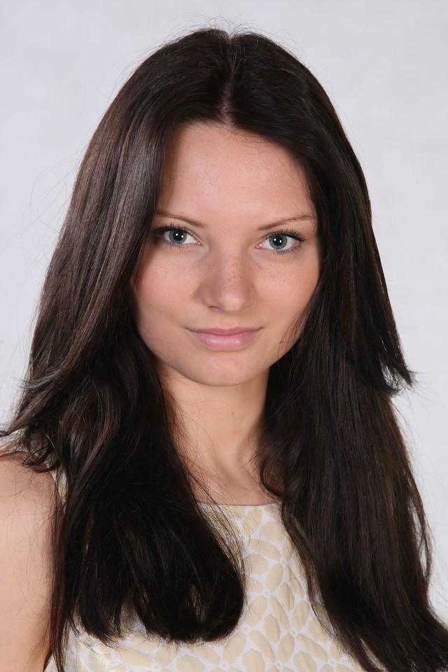 Dagmara Gajewska pochodzi z Malic Kościelnych. Uczy się w Sandomierzu.