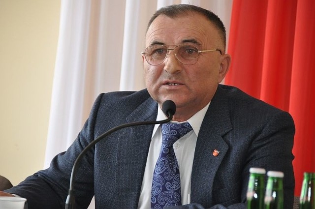 Wiesław Skowron nie pozwolił odwołać się ze stanowiska przewodniczącego rady powiatu i... sam złożył dymisję