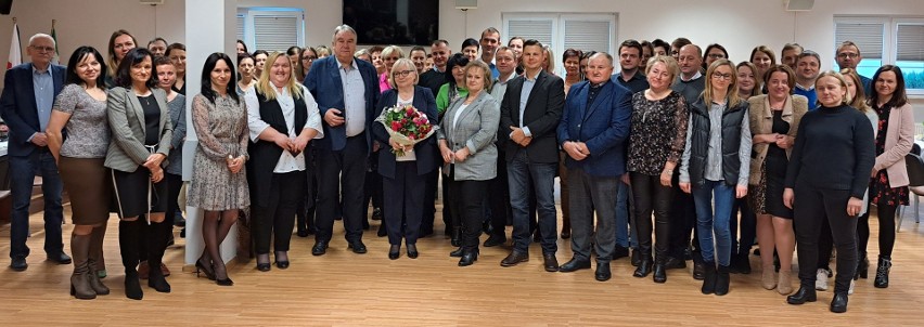 Sekretarz gminy Chynów po ponad trzydziestu latach przechodzi na emeryturę. Będzie zmiana na stanowisku 