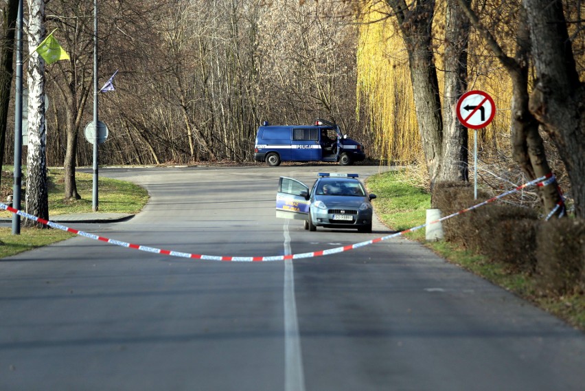 Pocisk moździerzowy w Sosnowcu. Ulica Krasowa zabezpieczona. Policja czeka na saperów