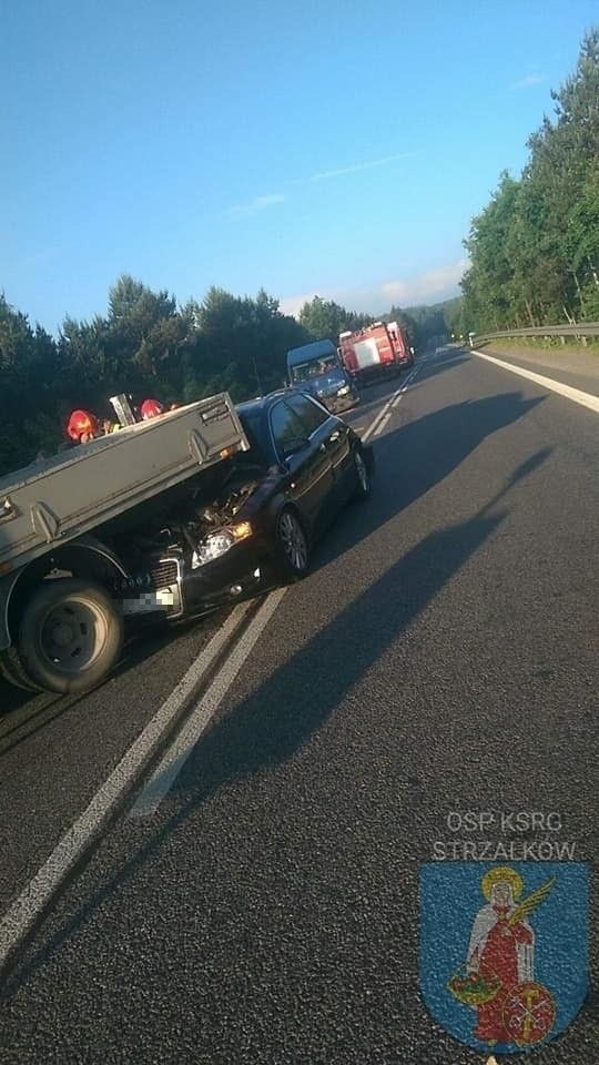 W wyniku wypadku do szpitala na obserwację przewieziono...