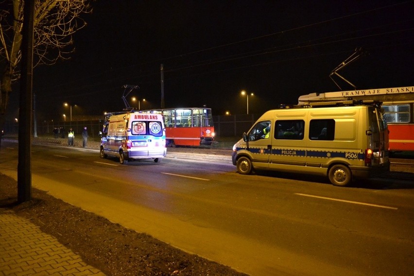 Zabrze: mężczyzna potrącony przez tramwaj [ZDJĘCIA]