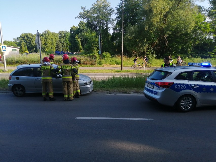 Wypadek na Wisłostradzie w Tarnobrzegu. Cztery osoby zostały ranne [ZDJĘCIA]