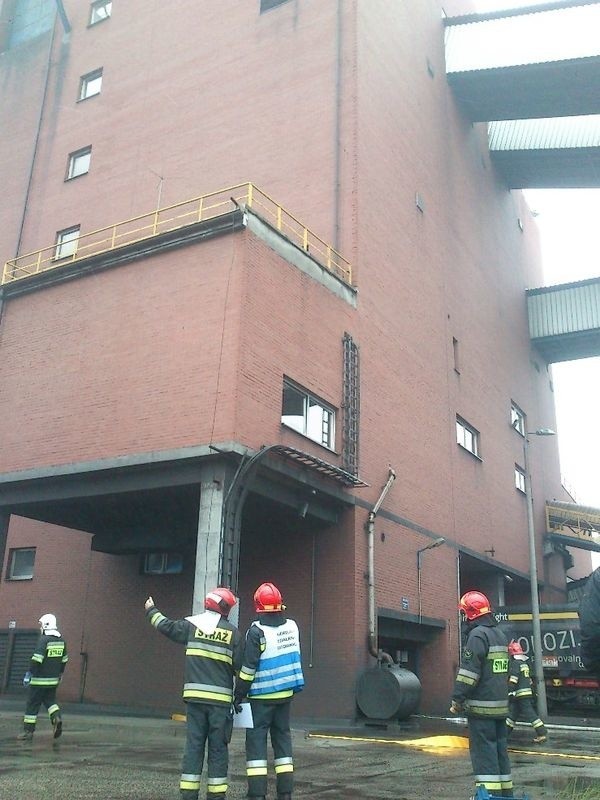 Strażacy ćwiczyli na terenie koksowni w Radlinie