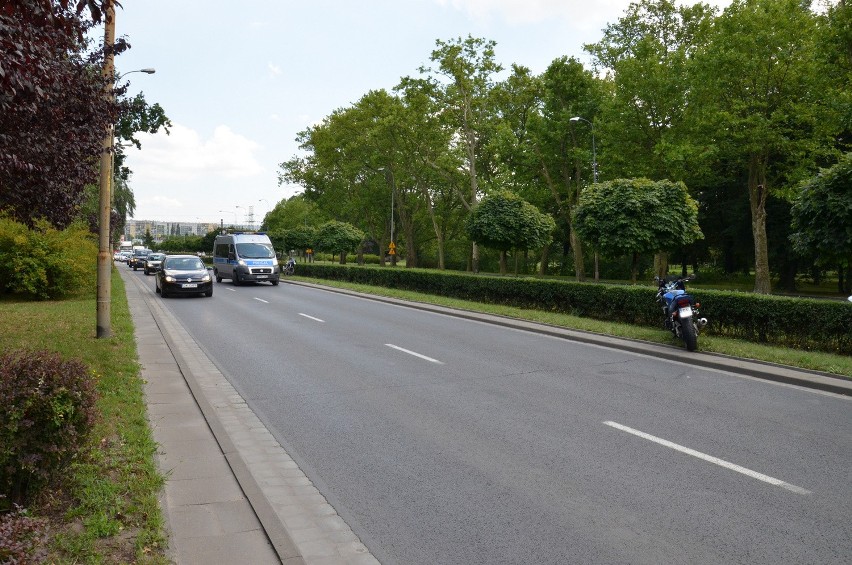 Wypadek na al. Armii Krajowej. Zderzyły się dwa motocykle. Duże korki w okolicy (ZDJĘCIA)