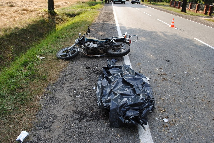 Wypadek motocyklisty w Kłopotowie w drodze krajowej nr 74