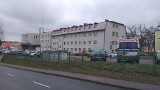 Całkowity zakaz odwiedzin w szpitalu w Chełmnie. Chorych na COVID i grypę przybywa