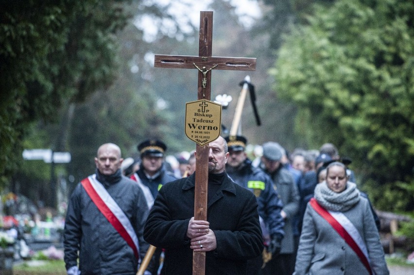 Uroczystości pogrzebowe biskupa seniora Tadeusza Werno