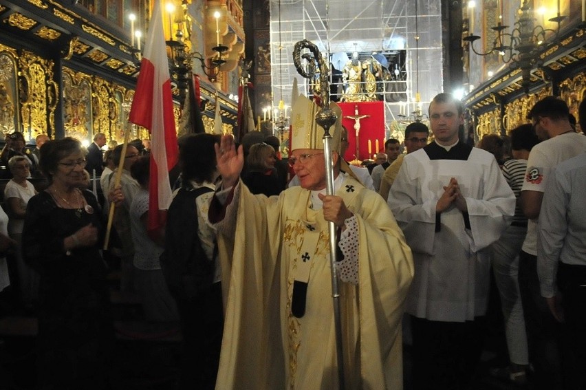 Abp Jędraszewski w rocznicę wybuchu Powstania Warszawskiego mówi o "tęczowej zarazie" 