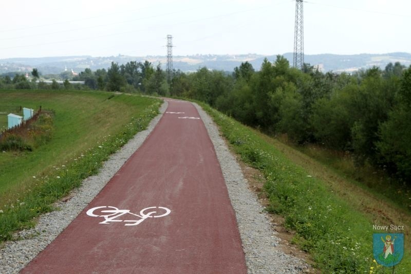 Chełmiec. Podpisano porozumienie w sprawie budowy ścieżki rowerowej wzdłuż wałów Dunajca [ZDJĘCIA]