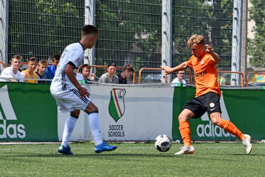 CLJ u-17. Awans wywalczony w pocie czoła. Legia Warszawa pewnie pokonała Zagłębie Lubin i zagra w finale