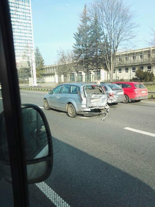 Wypadek w Katowicach na autostradzie A4 sparaliżował ruch w...