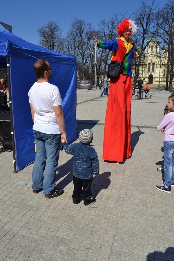 Happening na rzecz hospicjum w Częstochowie