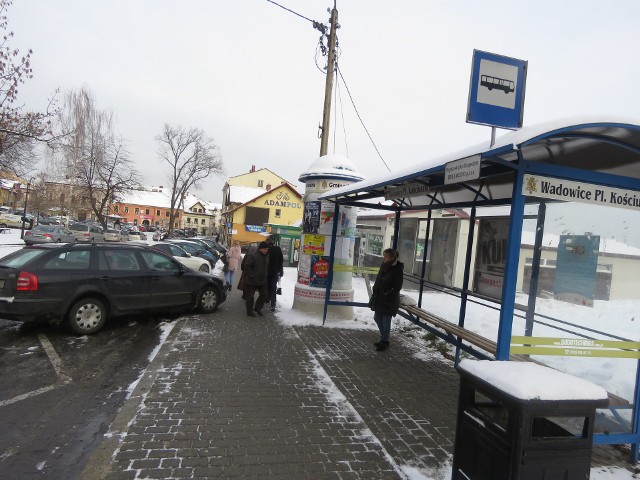 Od lutego na przystanku przy pl. Kościuszki mają zatrzymywać się busy prywatnych przewoźników i miejski bezpłatny bus