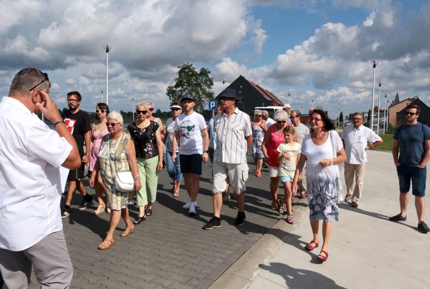 Hasłem przewodnim niedzielnego spacerku był „Sport w...