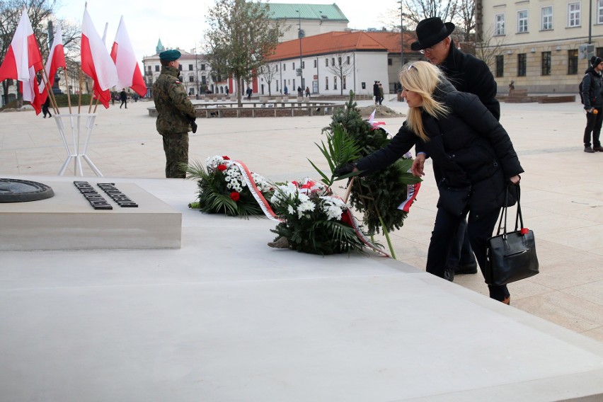 Lublin uczcił 188. rocznicę wybuchu Powstania Listopadowego. Kwiaty pod pomnikiem Nieznanego Żołnierza (ZDJĘCIA)