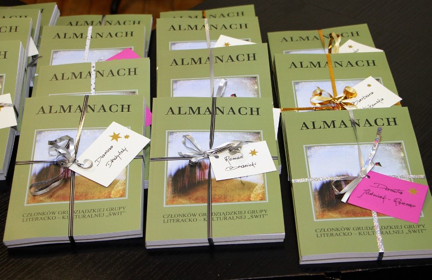W Bibliotece Miejskiej odbyła się promocja "Almanachu...
