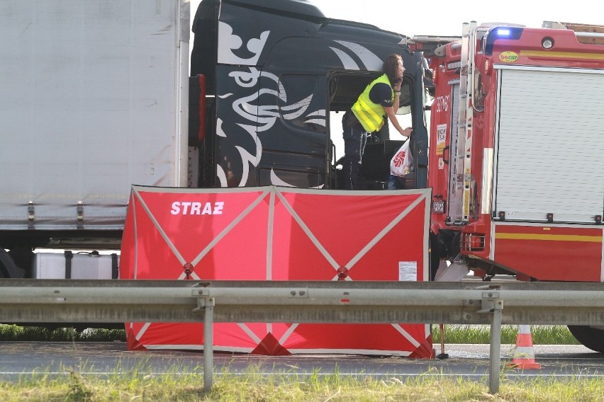 Śmiertelny wypadek i zablokowana A4 pod Wrocławiem. Ogromne korki