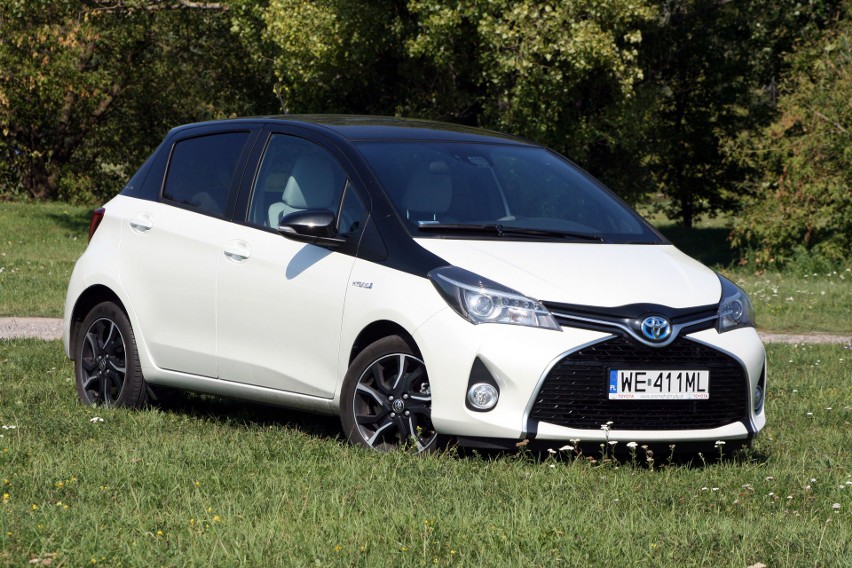 Toyota Yaris Hybrid...