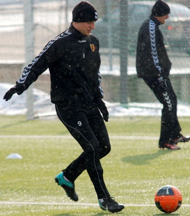 Łotewski pomocnik Igor Kozlovs jest sprawdzany w Koronie Kielce.