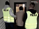 Ruda Śląska: Zabójstwo podczas libacji alkoholowej. Sąsiedzi zauważyli otwarte drzwi i kałużę krwi