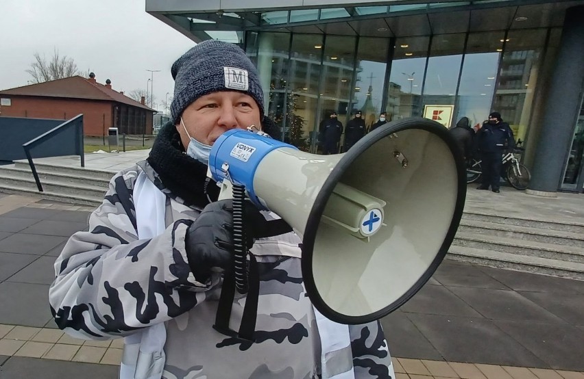 Protest pracowników sklepów sieci Kaufland 6.12.2021