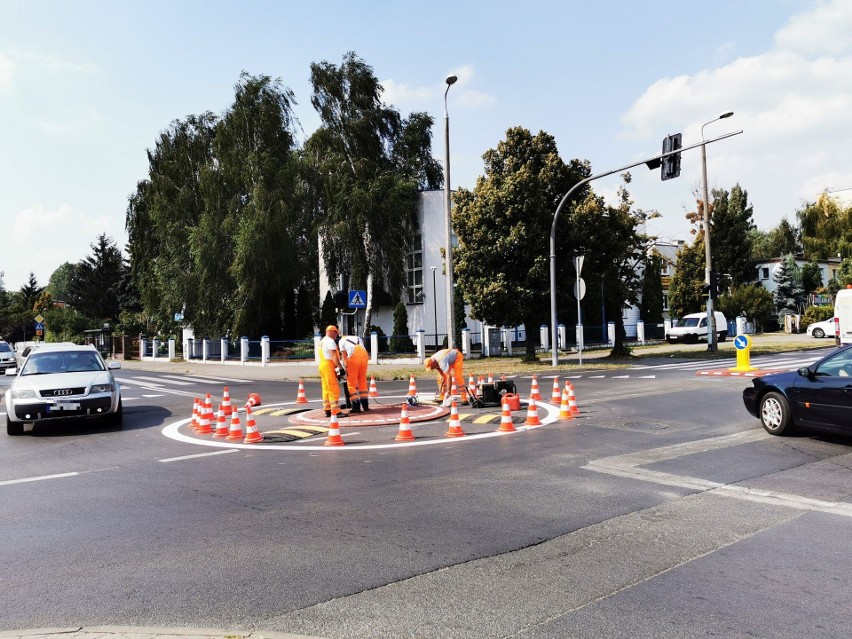 Rondo na skrzyżowaniu ul. Legionów z ul. Żwirki i Wigury w...